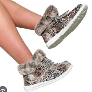 Gypsy Jazz Women Brown White Leopard Fuax Fur Lined High Top Lace Up Shoe Size 9